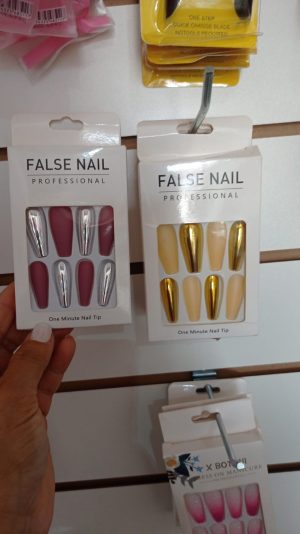 Unhas postiças